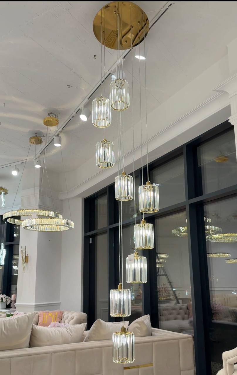 Żyrandol kryształowy złoty na antresolę