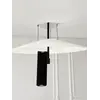 Designerska Lampa Wisząca Plater Czarna Nowoczesna Premium w aranżacji nowoczesnego salonu. Ekspozycja w salonie od Primavera Home.