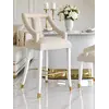 Hoker Glamour PALACE Beżowy Biały, szczegół detalu wykończenia. Ekspozycja w salonie od Primavera Home.