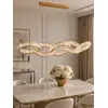 Żyrandol CRYSTAL 5 Złoty w ujęciu z przodu. Ekspozycja w salonie od Primavera Home.