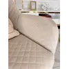 Fotel Bentley w aranżacji w salonie, podkreślający elegancję przestrzeni od Primavera Home.