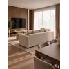 Sofa w aranżacji nowoczesnego wnętrza, prezentująca styl i elegancję. Meble na zamówienie od Primavera Home.