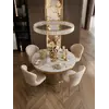 Ekspozycja Żyrandola Kryształowego Złotego Ring Nowoczesnego CRYSTAL na wystawie, oferuje Primavera Home.