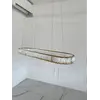 Widok z góry na żyrandol nowoczesny złoty Crystal, podkreślający jego elegancję. Oświetlenie od Primavera Home.