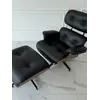 Fotel Lounge z Podnóżkiem w cichym kącie pokoju. Detal wykończenia od Primavera Home.