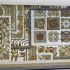 Luksusowa tapeta geometryczna Versace glamour kwadraty złota kolaż dekoracyjny