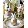 Biały królik wielkanocny ceramiczny, z różowym jajkiem, z welurową kokardką, różową