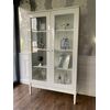 ELEGANCE New York modern glamor display cabinet with high gloss