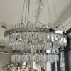 srebrny żyrandol kryształowy do salonu