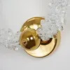 Luksusowa aranżacja z kinkietem kryształowym ICE ROUND w roli głównej, projekt od Primavera Home.
