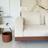Ekspozycja nowoczesnej sofy narożnej Napoleone w salonie. Projekt od Primavera Home w Warszawie.