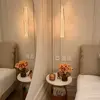 Światło żyrandola kryształowego złotego Crystal XS w aranżacji od Primavera Home.