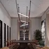 Luksusowy żyrandol Cosmopolitan w nowoczesnym salonie, projekt od Primavera Home.