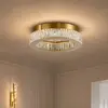 Kryształowy plafon CRYSTAL w showroomie Primavera Home, podkreślający elegancki styl.