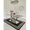 Ekspozycja stołu LV COLLECTION Srebrny w showroomie. Nowoczesne meble od Primavera Home.