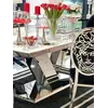 Stół LV COLLECTION Srebrny w widoku z przodu. Ekspozycja w salonie. Meble na zamówienie od Primavera Home.