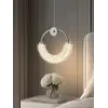 Detal stali nierdzewnej w zwisie MOON Srebrny, podkreślający nowoczesny design. Meble na zamówienie od Primavera Home.