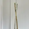 Złoty żyrandol kryształowy Crystal XS z efektywnym oświetleniem LED. Oferta Primavera Home.
