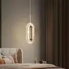 Żyrandol VALO SINGLE jako ozdoba sufitu w stylowym salonie. Primavera Home.