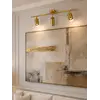 Lampa glamour w aranżacji nowoczesnego wnętrza salonu, doskonała do wyjątkowych przestrzeni. Oświetlenie od Primavera Home.