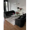 Sofa Glamour Madonna Czarna w aranżacji z zielenią, elegancka przestrzeń od Primavera Home.