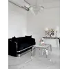 Sofa Glamour Madonna Czarna w aranżacji salonu, stylowy wybór od Primavera Home.