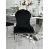 Widok ekskluzywnego krzesła do jadalni glamour w świetle naturalnym, eksponującego jego walory od Primavera Home.