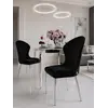 Widok z góry na ekskluzywne krzesło do jadalni glamour, doskonale komponujące się z aranżacją nowoczesnego wnętrza od Primavera Home.
