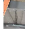 Konsola glamour srebrna, nowoczesna, blat biały marmur, do przedpokoju LV COLLECTION OUTLET z doniczkami roślinnymi. Aranżacja nowoczesnego wnętrza od Primavera Home.