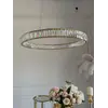 Aranżacja nowoczesnego wnętrza z Żyrandolem Kryształowym Złotym Ring Nowoczesnym CRYSTAL od Primavera Home.
