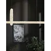 Lampa Kryształowa Podłużna LED Nad Stół w nieformalnym ujęciu, idealna do każdego stylowego wnętrza. Meble na zamówienie od Primavera Home.