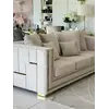 Złota Sofa Rozkładana Palace – Nowoczesna i Ekskluzywna detal myślący o kobietach, eleganckie meble od Primavera Home.