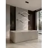 Nowoczesny Żyrandol Wave Czarny – Designerska Lampa Fala LED pokazana z boku, idealna do aranżacji nowoczesnego wnętrza od Primavera Home.