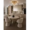 Widok na sufit z zamontowanym Plafonem Kryształowym GLAMOUR Złoty Ø50cm. Detal wykończenia od Primavera Home.
