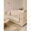 Złota Sofa Rozkładana Palace – Nowoczesna i Ekskluzywna w naturalnym otoczeniu, doskonałe meble na zamówienie od Primavera Home.