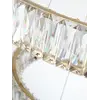 Widok Żyrandola Kryształowego Złotego Crystal XL Trzypoziomowego za dniem. Luksusowy klimat od Primavera Home.