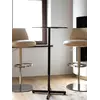Nowoczesny hoker regulowany designerski skórzany MODERN w perspektywie, idealnie wpisujący się w nowoczesny styl. Meble na zamówienie od Primavera Home.