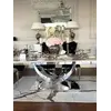 Cały zestaw mebli z eleganckim stołem glamour, prezentowanym przez Primavera Home.