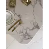 Stół glamour ROKSI w aranżacji z ojczystymi dodatkami, podkreślającymi jego elegancki charakter, w ofercie Primavera Home.