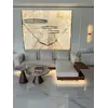 Stolik kawowy nowoczesny elegancki Robin S i Robin L w ekspozycji w showroomie, prezentujący jego elegancki design od Primavera Home.