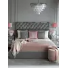 Kryształowy żyrandol okrągły, nowoczesny lampa wisząca, srebrny GLAMOUR M w ekspozycji w showroomie. Meble na zamówienie od Primavera Home.