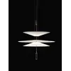 Design lampy wiszącej Plater Czarna Nowoczesna Premium przy stole, oferowanej przez Primavera Home.
