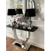 Konsola w stylu nowoczesnym glamour z białym marmurowym blatem srebrna ART DECO, detal blatu marmurowego. Meble na zamówienie od Primavera Home.