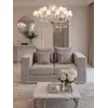 Zbliżenie na detal wykończenia nowoczesnej sofy EMPORIO, prezentującej wysokiej jakości materiały. Ekspozycja w salonie Primavera Home.