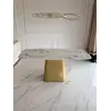 Luksusowy nowoczesny stół do jadalni szczotkowane złoto w całym zestawie mebli. Meble na zamówienie od Primavera Home.