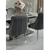 Zbliżenie na tapicerkę krzesła DIANA Glamour, ukazujące jej elegancki splot. Ekspozycja w salonie od Primavera Home.