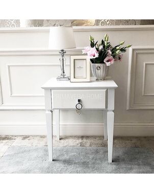 HAMPTONS glamorous New York bedroom bedside table, white