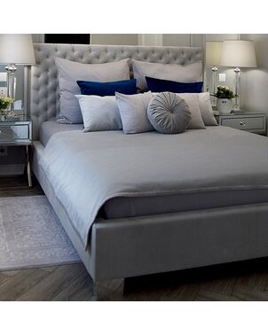 Classic Upholstered bed quilted chesterfield grey, white