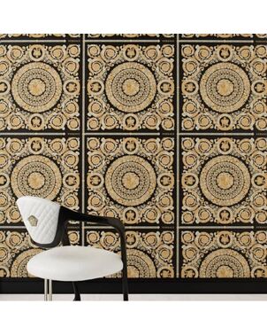 Wallpaper VERSACE IV Heritage gold ornament on a black background