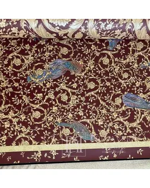Versace Barocco Birds glamor wallpaper with birds ornament, red gold